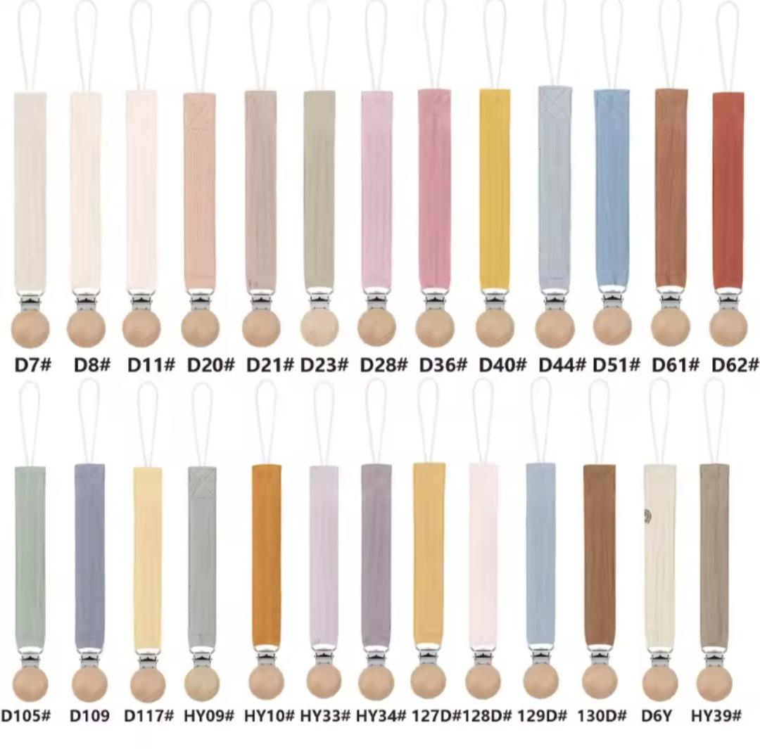 Attache tétine personnalisée couronne – prénom bébé | Ma Bulle Créative