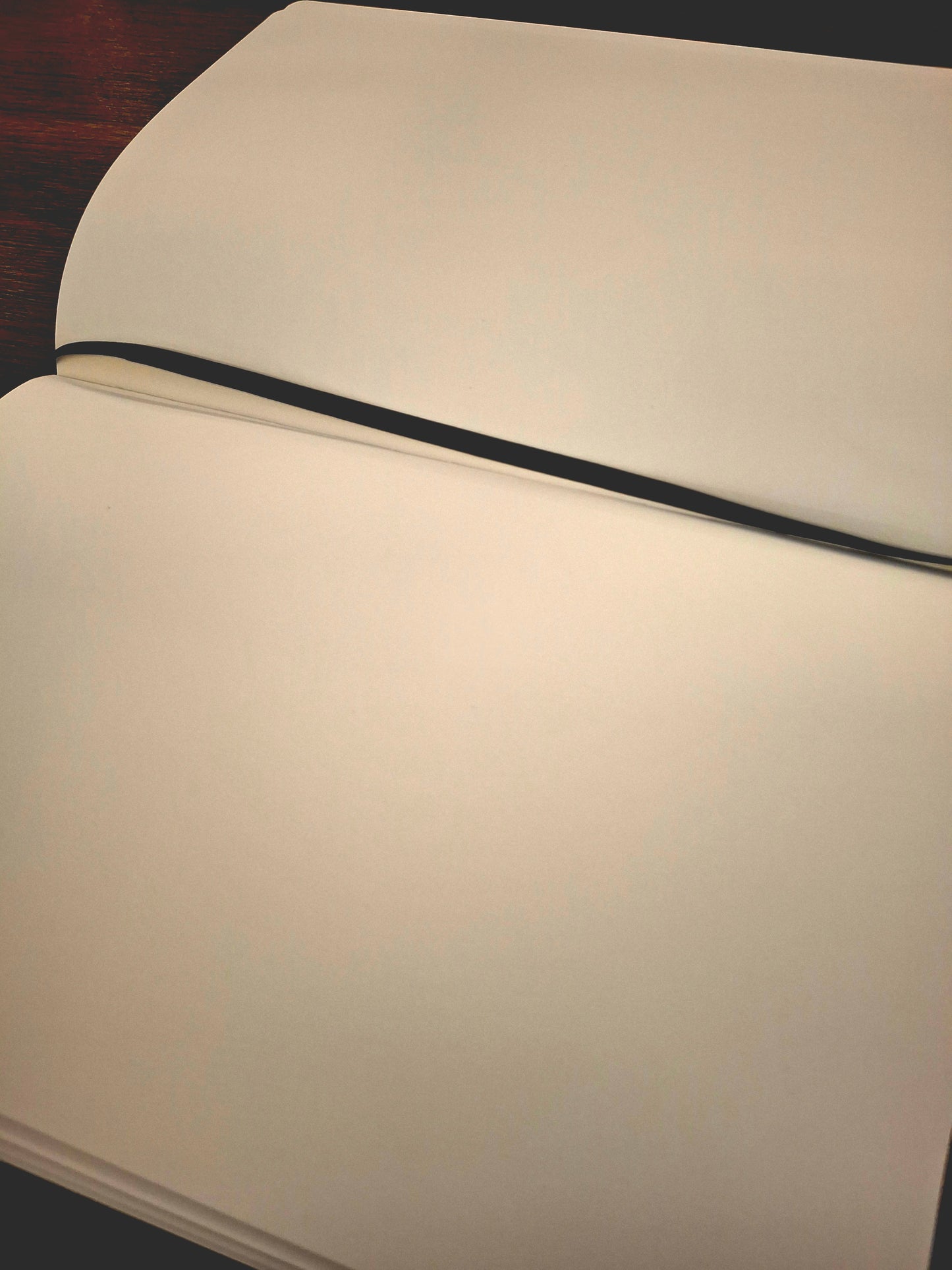 Livre personnalisé “Maman, raconte-moi mon histoire” – Couverture Noire – Avec Prénom Personnalisé