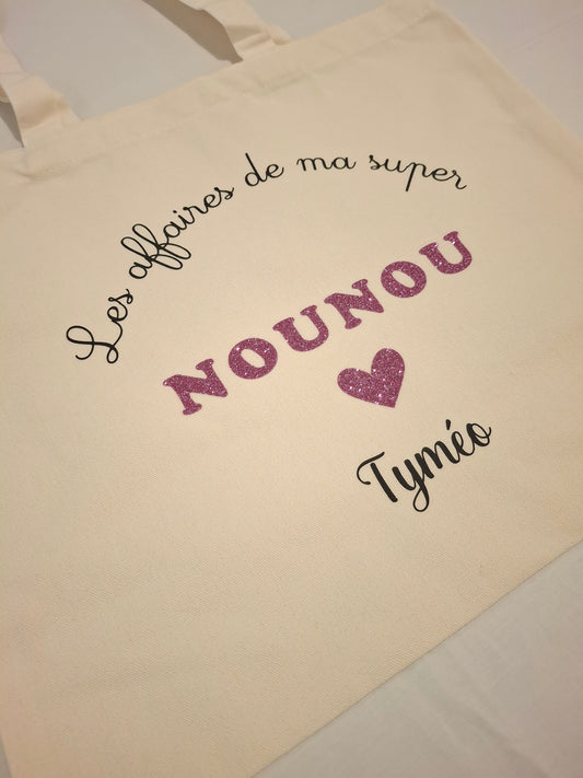 👜 Sac “Les affaires de ma super nounou” – Personnalisé avec cœur & prénom